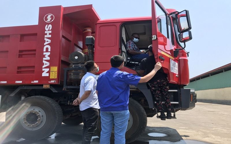 SHACMAN Dump Truck