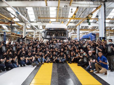 Offline Ceremony Of The First SHACMAN Heavy-Duty Truck Assembled In Mexico